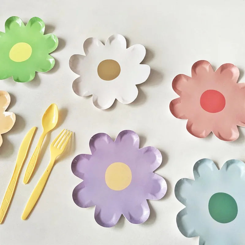 Daisy Disposable Paper Plates